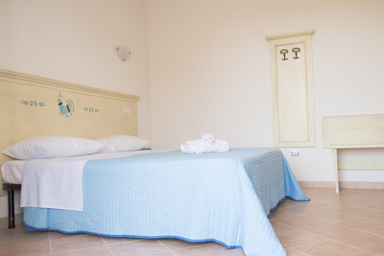 Aparthotel Baia Delle Mimose Badesi Exterior foto